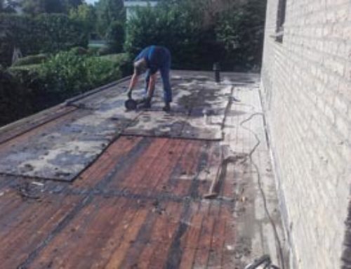 Renovatiesloop dakbedekking handmatig slopen